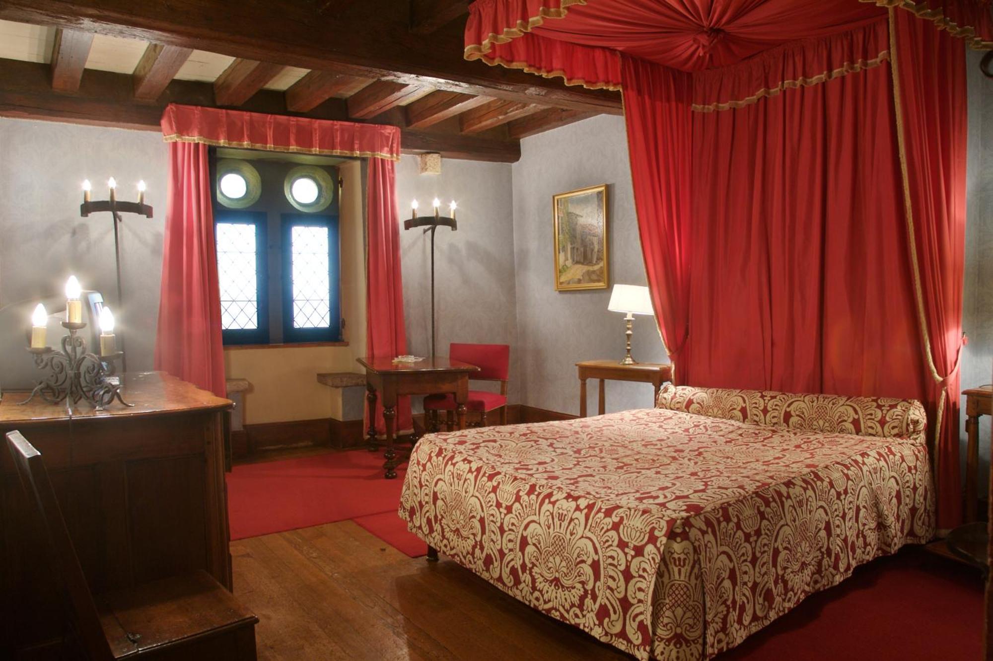 Hostellerie Du Vieux Pérouges المظهر الخارجي الصورة