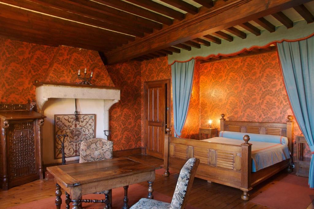 Hostellerie Du Vieux Pérouges الغرفة الصورة